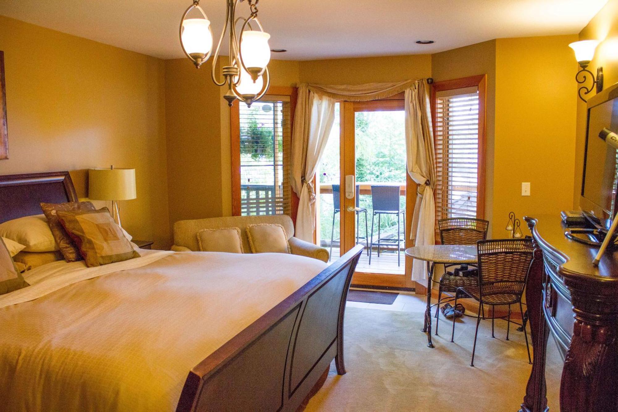 Tranquility Bay Waterfront Inn Sechelt Cameră foto