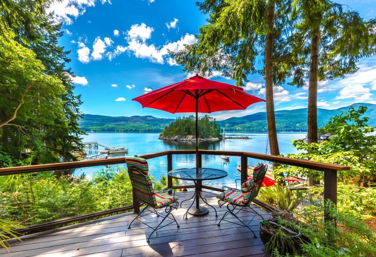 Tranquility Bay Waterfront Inn Sechelt Exterior foto